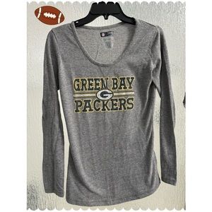 Team Apparel NFL.                                            Size M